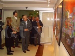 MED TECH'DE RESM SERGLER DEVAM EDYOR