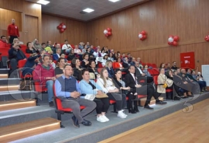 Mektebim Okullarından Cumhuriyet Bayramı Gösterisi Mektebim Okullarından Cumhuriyet Bayramı Gösterisi