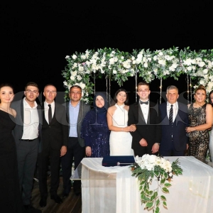 Ezgi ile Yunus Emre hayatlarını birleştirdi Ezgi ile Yunus Emre hayatlarını birleştirdi