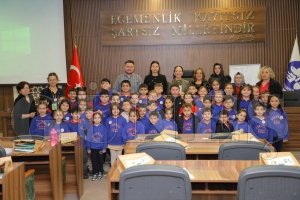 Fatsa belediyesi�nden ��rencilere s�f�r at�k ve geri d�n���m e�itimi