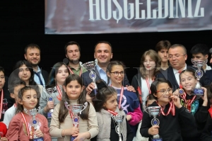 Fatsa�da satran� r�zg�r� esti: 4. geleneksel satran� turnuvas� tamamland�