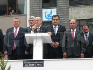 MHP GENEL BAKANI DEVLET BAHEL FATSADA