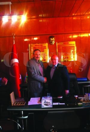 HSAN ENER,  TRE VE GDEN'  ZYARET ETT