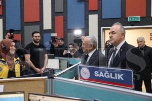 YEN YILA GREV BAINDA GREN PERSONELE ZYARET