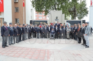 Bakan Kibar ehitlerimizin aziz hatras ve gazilerimizin kahramanlklar, milletimizin kalbinde daima yaayacak ve gelecek nesillere emanet olarak korunacaktr
