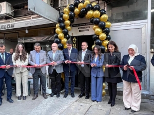 Fatsa�n�n gen� Avukat� Ahsen K��an Hukuk B�rosu�nu a�t�