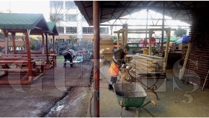 Park ve Bah�eler m�d�rl��� mahallelerde estetik ve g�venli alanlar olu�turuyor