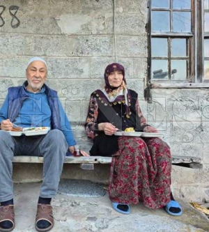 Kar�-Koca bir g�n arayla vefat etti