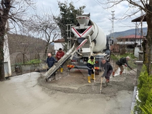 Salihli mahallesinde y�zler g�l�yor