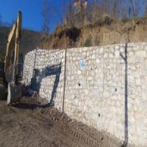 Fatsa krsalnda 15 ayr noktada ta duvar almas yapld