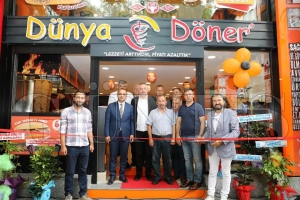 Dünya Döner Açıldı
