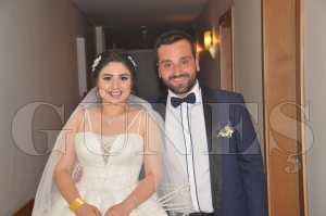 Nazmiye ile Ahmet Sabri’nin en mutlu günü Nazmiye ile Ahmet Sabri’nin en mutlu günü
