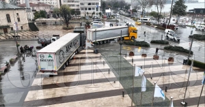 Bykehir belediyesi koordinesinde toplanan yardmlar deprem blgesine gnderildi