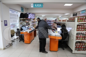Sosyal market ramazan aynda ihtiya sahiplerini yalnz brakmyor