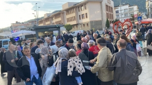 B�y�k�ehir belediyesi Alt�nordu-�nye ve Fatsa il�elerinde lavanta ve atlas sediri fidan� da��tt�