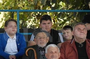 90 yaşında olmasına rağmen hiçbir maçı kaçırmıyor 90 yaşında olmasına rağmen hiçbir maçı kaçırmıyor