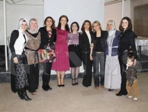 ALTIN KALPLER YARDIMLAMA DERNE  ANNELER GNN KUTLADI
