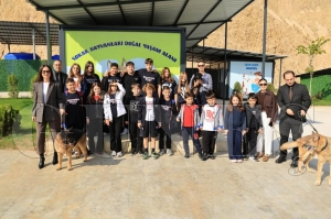 Fatsa belediyesi do�al ya�am alan�na minik kalplerden sevgi dolu ziyaret