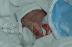 ARAMIZA HO GELDN FKRET BEBEK