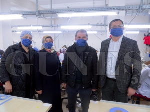 İLK ÜRETİM 1000 ADET MASKE TESLİM EDİLDİ İLK ÜRETİM 1000 ADET MASKE TESLİM EDİLDİ