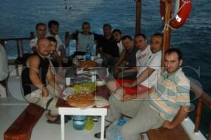 ORULARINI YAT TA ATILAR