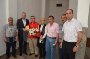 Fatsa Ticaret Borsas(FATBO) en yal yesi fndk tccar Rahmi Yangn'a plaketle onurlandrd.