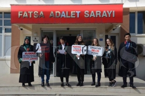 AVUKATLARDAN “KADINLAR GÜNÜ” AÇIKLAMASI AVUKATLARDAN “KADINLAR GÜNÜ” AÇIKLAMASI