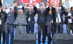 Başbakan Yardımcısı Numan Kurtulmuş, “Evet oyları yükseliyor” Başbakan Yardımcısı Numan Kurtulmuş, “Evet oyları yükseliyor”