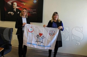 FATSA’DA 9 OKULA “BEYAZ BAYRAK” FATSA’DA 9 OKULA “BEYAZ BAYRAK”