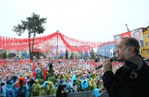 Cumhurbaşkanı Erdoğan: “Türkiye’ye ihanet eden taş kesilir” Cumhurbaşkanı Erdoğan: “Türkiye’ye ihanet eden taş kesilir”