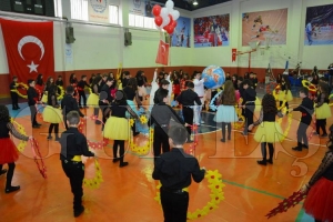 23 Nisan Ulusal Egemenlik ve Çocuk Bayramı kutlandı 23 Nisan Ulusal Egemenlik ve Çocuk Bayramı kutlandı