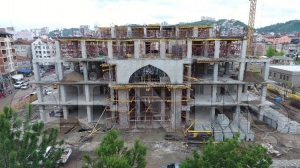 YENİ BELEDİYE BİNASININ KABA İNŞAATINDA SONA YAKLAŞILIYOR YENİ BELEDİYE BİNASININ KABA İNŞAATINDA SONA YAKLAŞILIYOR