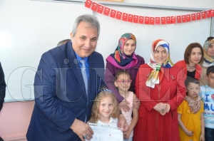 22 bin 235 öğrenci karne aldı 22 bin 235 öğrenci karne aldı