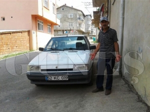 Arac� de�il ruhsat�n� �ald�lar