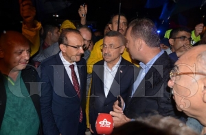 Cumhurbaşkanı yardımcısı Fuat Oktay sel mağdurlarını ziyaret etti Cumhurbaşkanı yardımcısı Fuat Oktay sel mağdurlarını ziyaret etti