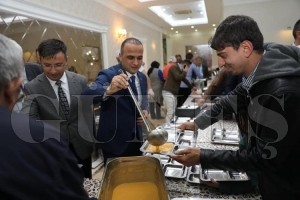 Ramazan sarayında iftarlar birlikte açılıyor Ramazan sarayında iftarlar birlikte açılıyor