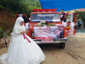 “Selvi Boylum Al Yazmalım” filmindeki sahne gerçek oldu “Selvi Boylum Al Yazmalım” filmindeki sahne gerçek oldu
