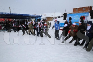 Çambaşı Yaylası'ndaki festival renkli görüntülere sahne oldu Çambaşı Yaylası'ndaki festival renkli görüntülere sahne oldu