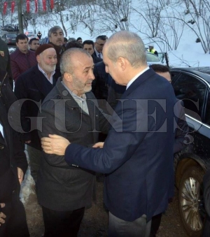 Babakan yardmcs Kurtulmu ehit ailesini ziyare etti