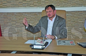 Karata: Kiiyi veya firmay dedikodu batrr