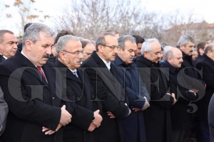 Vali Seddar Yavuzun Annesi Hafize Yavuz, Bugn Son Yolculuuna Uurland