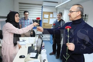 Vali Yavuz, Yeni Yıla Çalışarak Giren Kamu Görevlilerini Ziyaret etti Vali Yavuz, Yeni Yıla Çalışarak Giren Kamu Görevlilerini Ziyaret etti