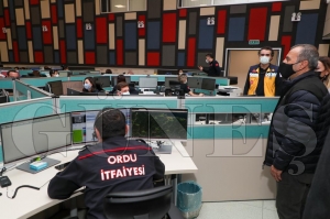 Vali Sonel, “112 Acil Çağrı merkezimizi gereksiz aramalarla meşgul etmeyelim” Vali Sonel, “112 Acil Çağrı merkezimizi gereksiz aramalarla meşgul etmeyelim”