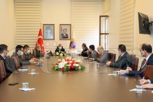 Vali Sonel, “Herkesin aşısını yaptırmasını istiyoruz” Vali Sonel, “Herkesin aşısını yaptırmasını istiyoruz”