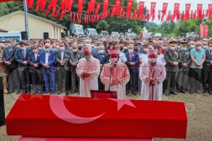 �ehidimizi son yolculu�una u�urlad�k
