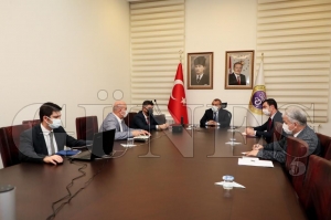 Vali Sonel, “60 yaş ve üzeri vatandaşlarımız 3. doz aşılarını mutlaka yaptırsınlar” Vali Sonel, “60 yaş ve üzeri vatandaşlarımız 3. doz aşılarını mutlaka yaptırsınlar”
