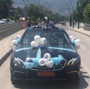 Vali Sonel, bir yetim evladımızı daha mutlu etti Vali Sonel, bir yetim evladımızı daha mutlu etti