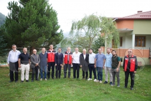 Vali Erol, fındık üreticisini ziyaret etti Vali Erol, fındık üreticisini ziyaret etti