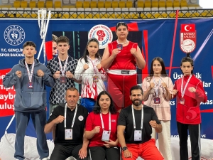 Ordu’lu minik boksörlerden Türkiye şampiyonası’nda 6 madalya Ordu’lu minik boksörlerden Türkiye şampiyonası’nda 6 madalya