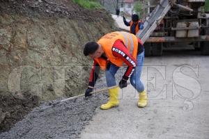 Konforlu beton yollarn v kanal almas balad
